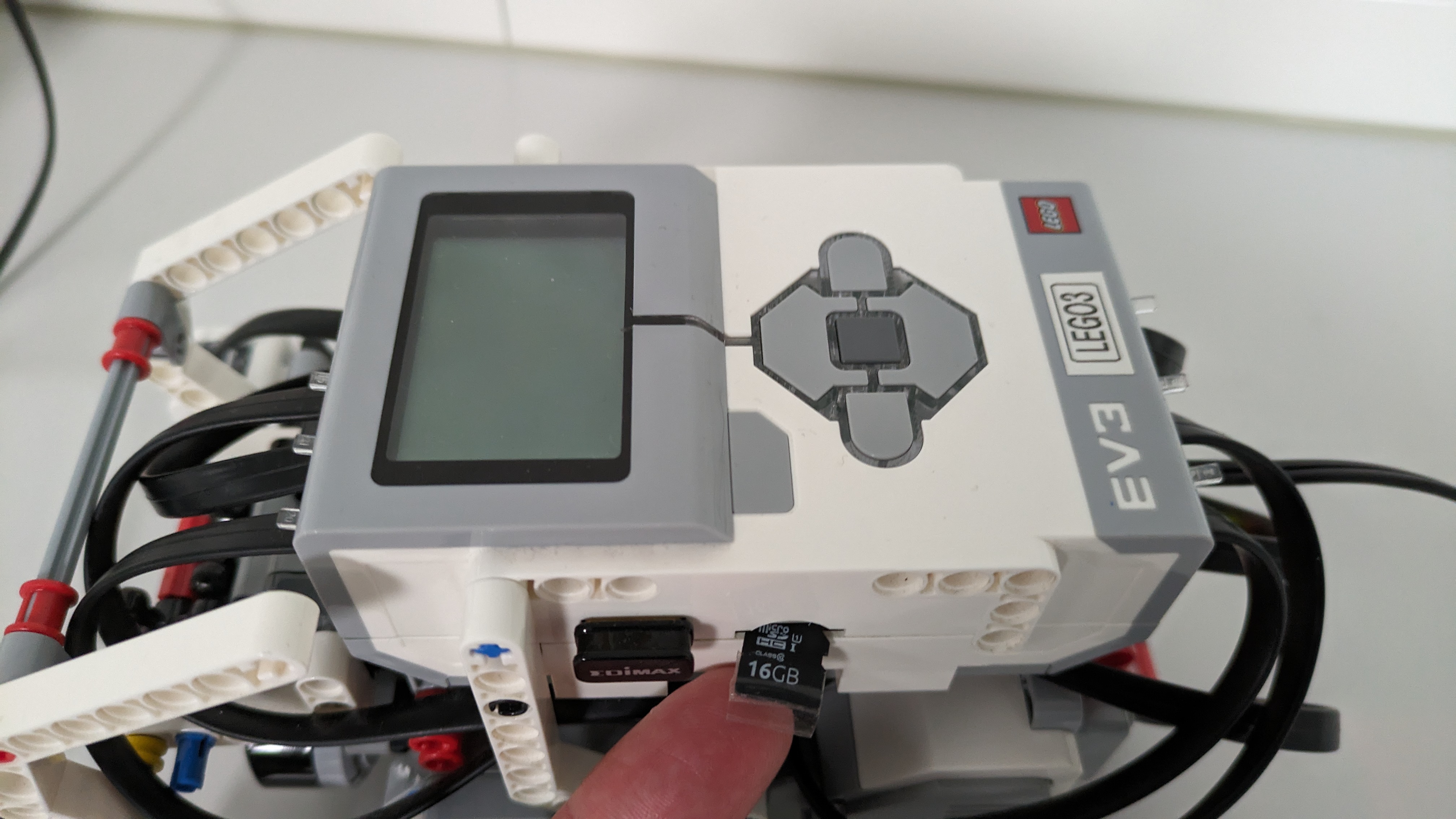 roboter-oben.jpg roboter-oben.jpg